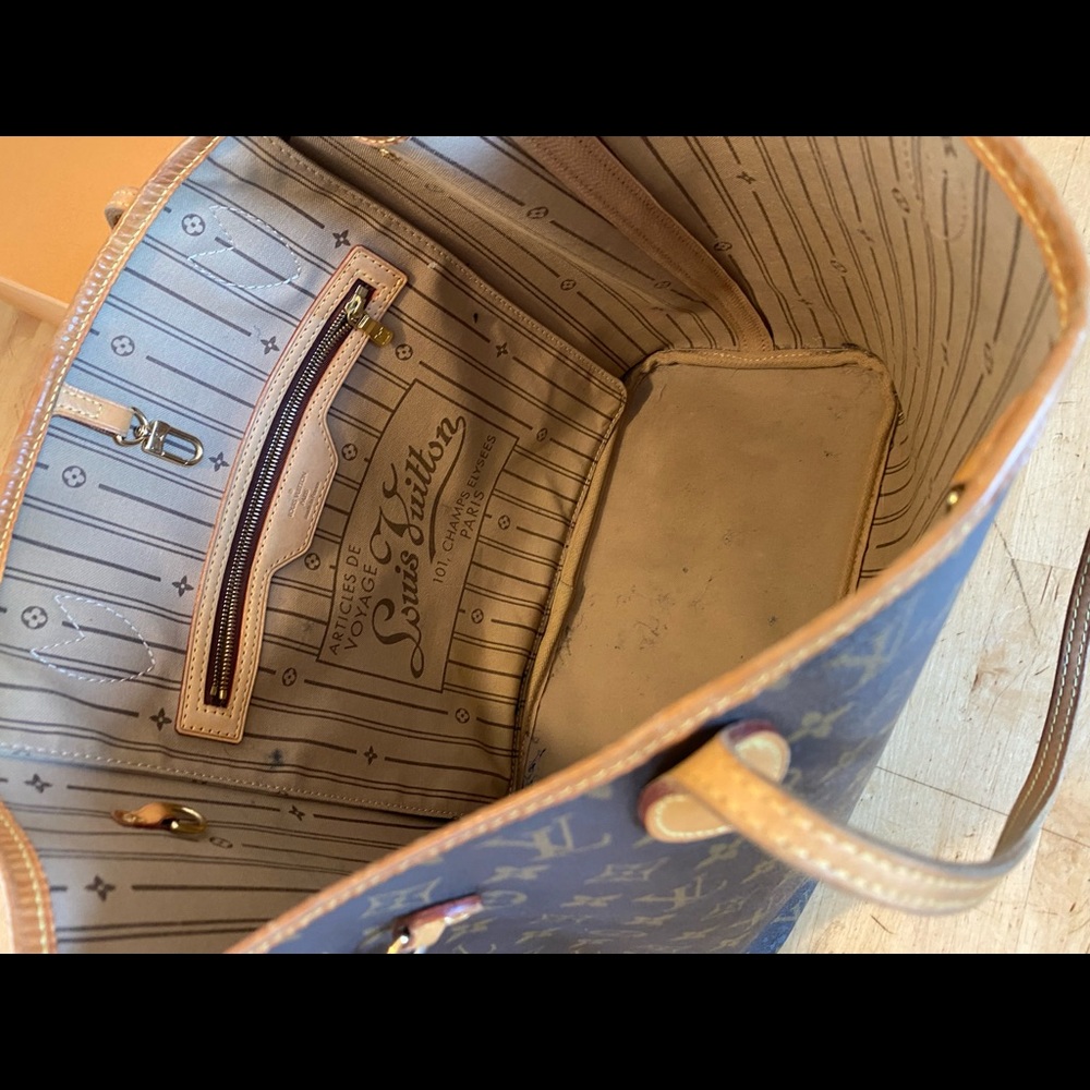 Louis Vuitton Neverfull M - Picture 6 of 14